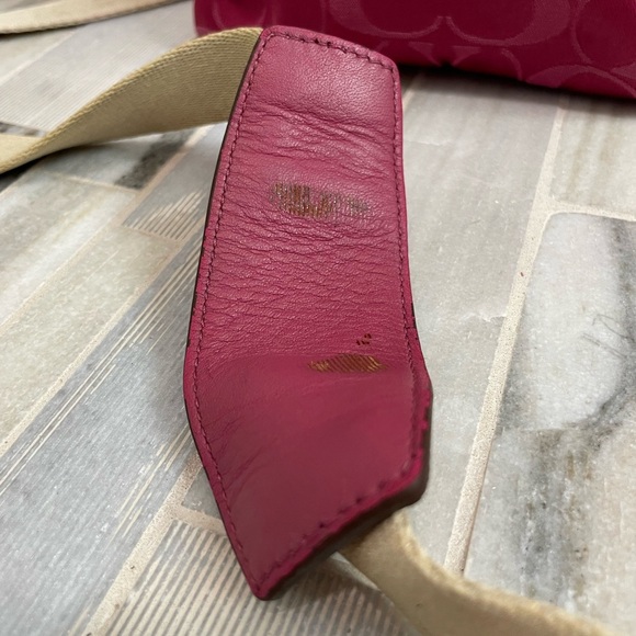 Auth Coach Python Pink Signature Jacquard Lizard Leather Trim Bag 43457 - Picture 6 of 15